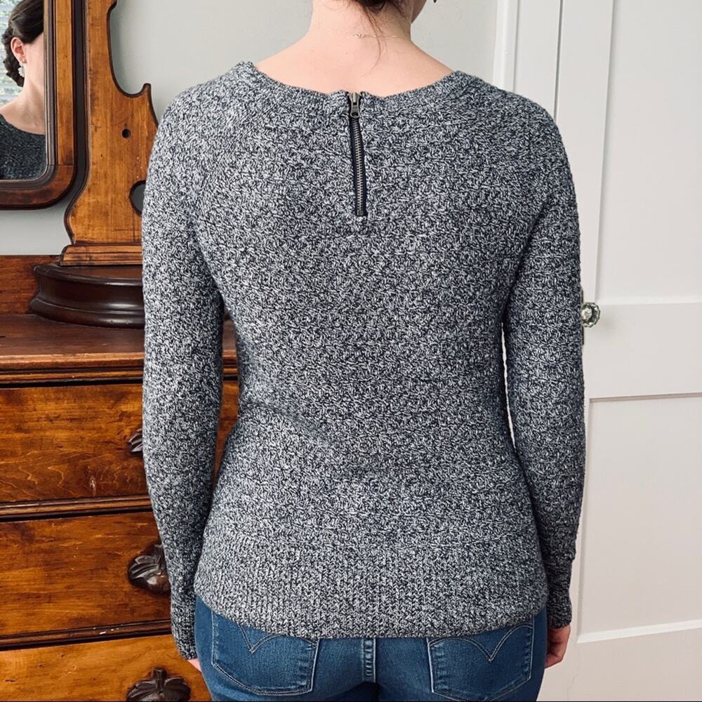 American Eagle Basic Sweater, Size Xs - image 3